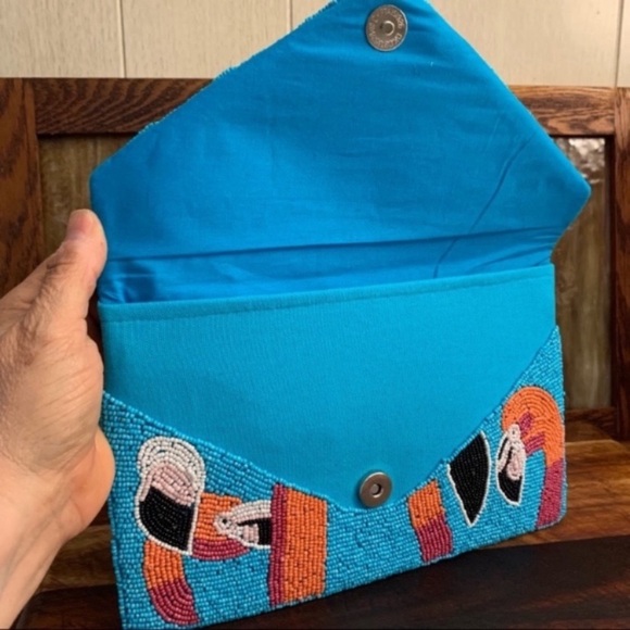 Flamingo Head Accented Seed Beaded Clutch / Crossbody Bag - Picture 5 of 7